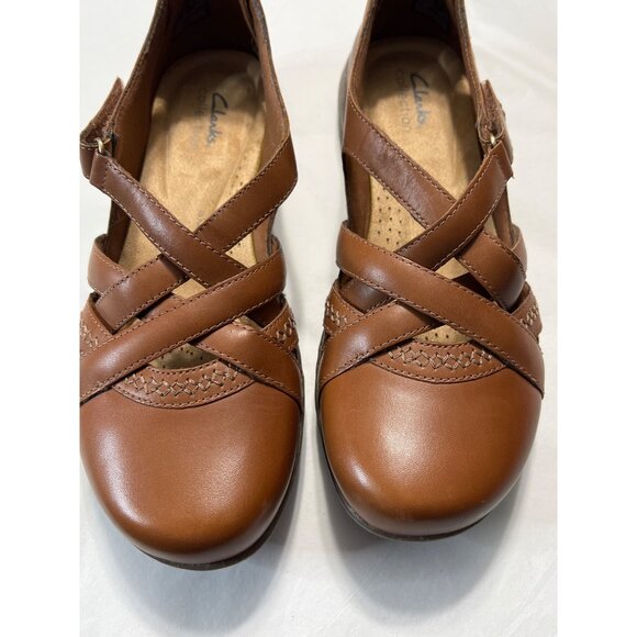 Clarks Collection Brown Leather Crisscross Flats Size 9 - Picture 9 of 10
